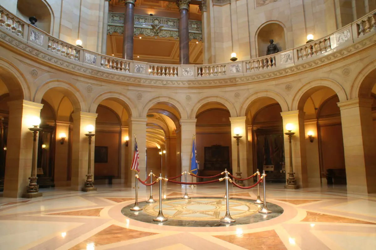 MN State government building